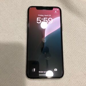 Apple IPhone 11 Pro Smartphone